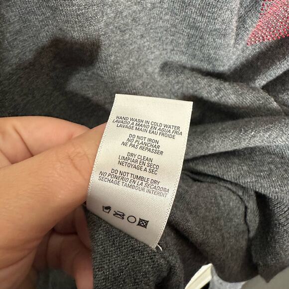 Sundry Gray Wool Cashmere Sweater Red Studded Heart Size Small Valentine's Day - Picture 8 of 9